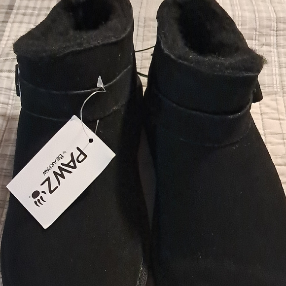 NWY PAWZ Kids Black Cozy Boots - Picture 1 of 5